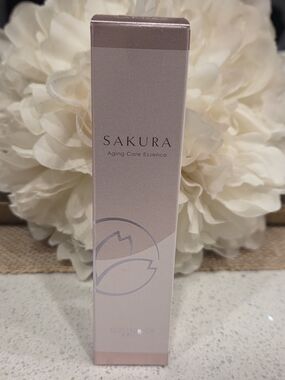 Kyoto Komach - Sakura Aging Care Essence